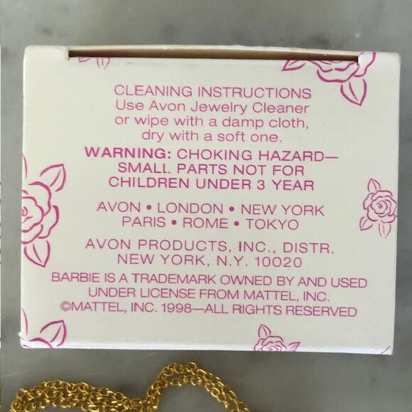 AVON Barbie Heart Locket Gold Tone 18" Chain IOB Vintage RARE - Picture 10 of 16